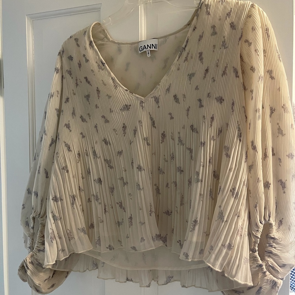 Floral Ganni blouse
